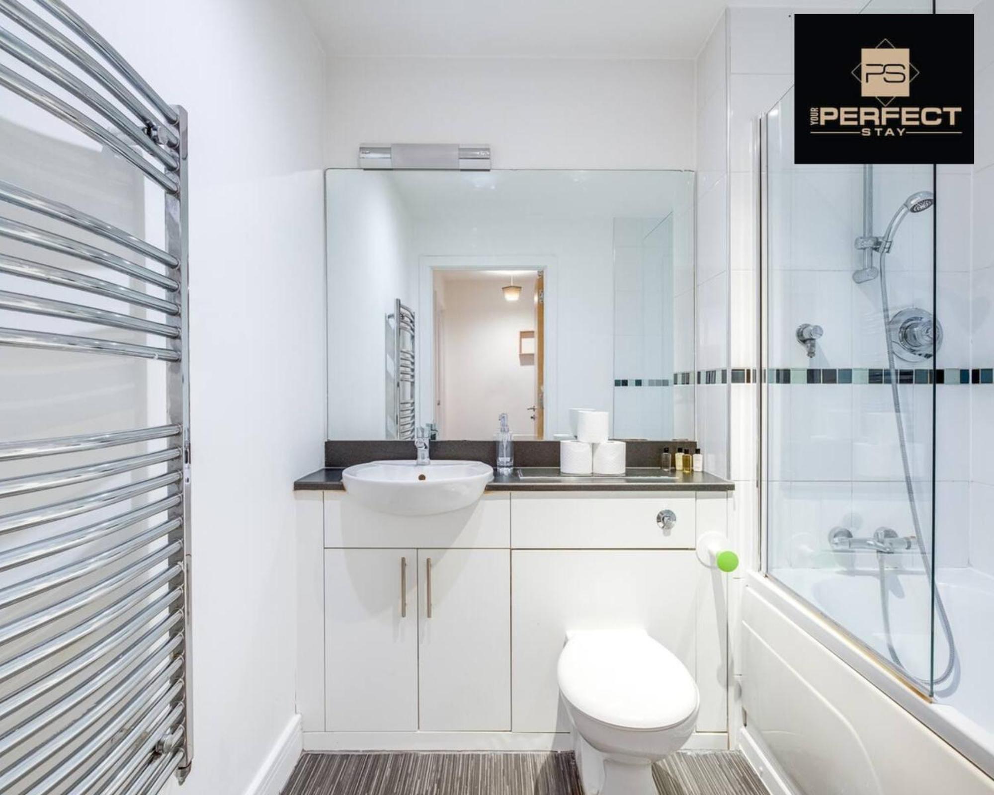 Mercury Suite City Centre Netflix Dedicated Workspace By Your Perfect Stay Short Lets Birmingham Luaran gambar